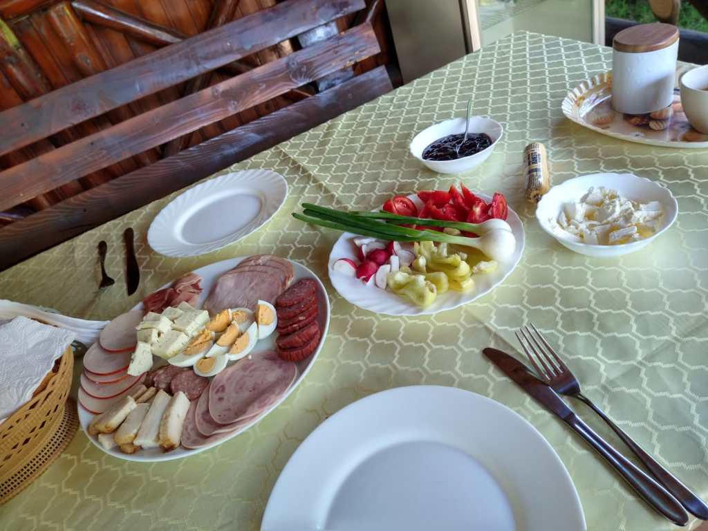 What to eat in Bucovina – And where to eat these tasty treats (Part&nbsp;1)
