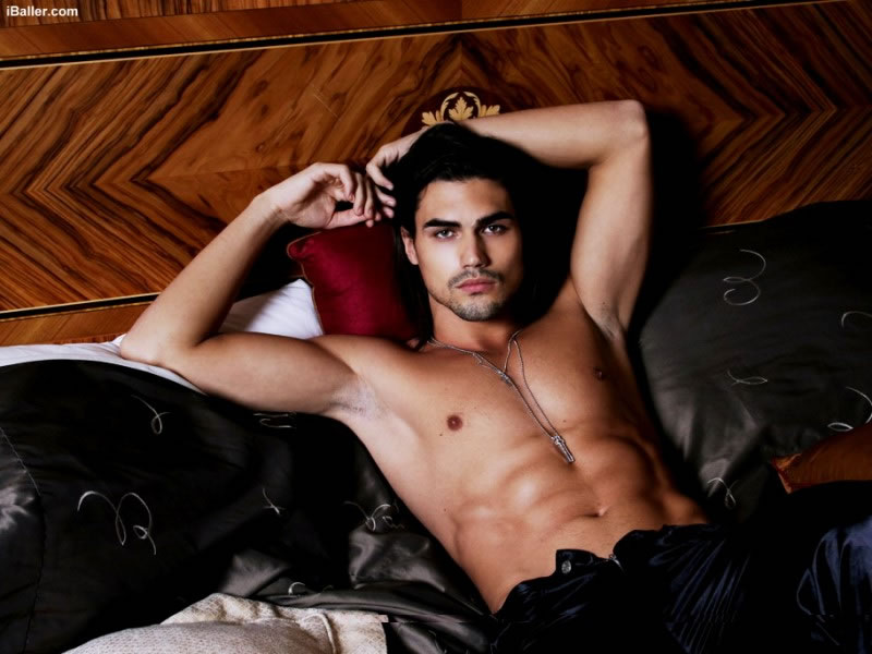 Dracula asked ChatGPT: What are some of the most attractive Romanian&nbsp;men?